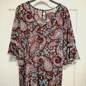 Stem & Wine 1X red paisley top